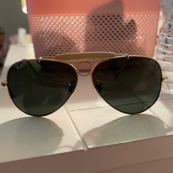 Ray-Ban Accessories - raybans with case
